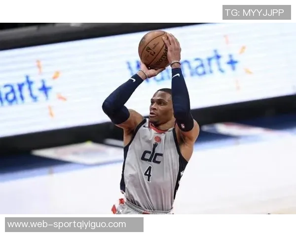 全能战士威少独领风骚成篮板助攻三分王者的唯一球员 全能战士威少独领风骚成篮板助攻三分王者的唯一球员