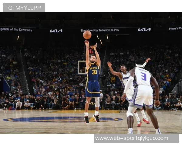 自96-97赛季以来至少三次半场得分35的球员统计科比哈登詹姆斯库里均在列